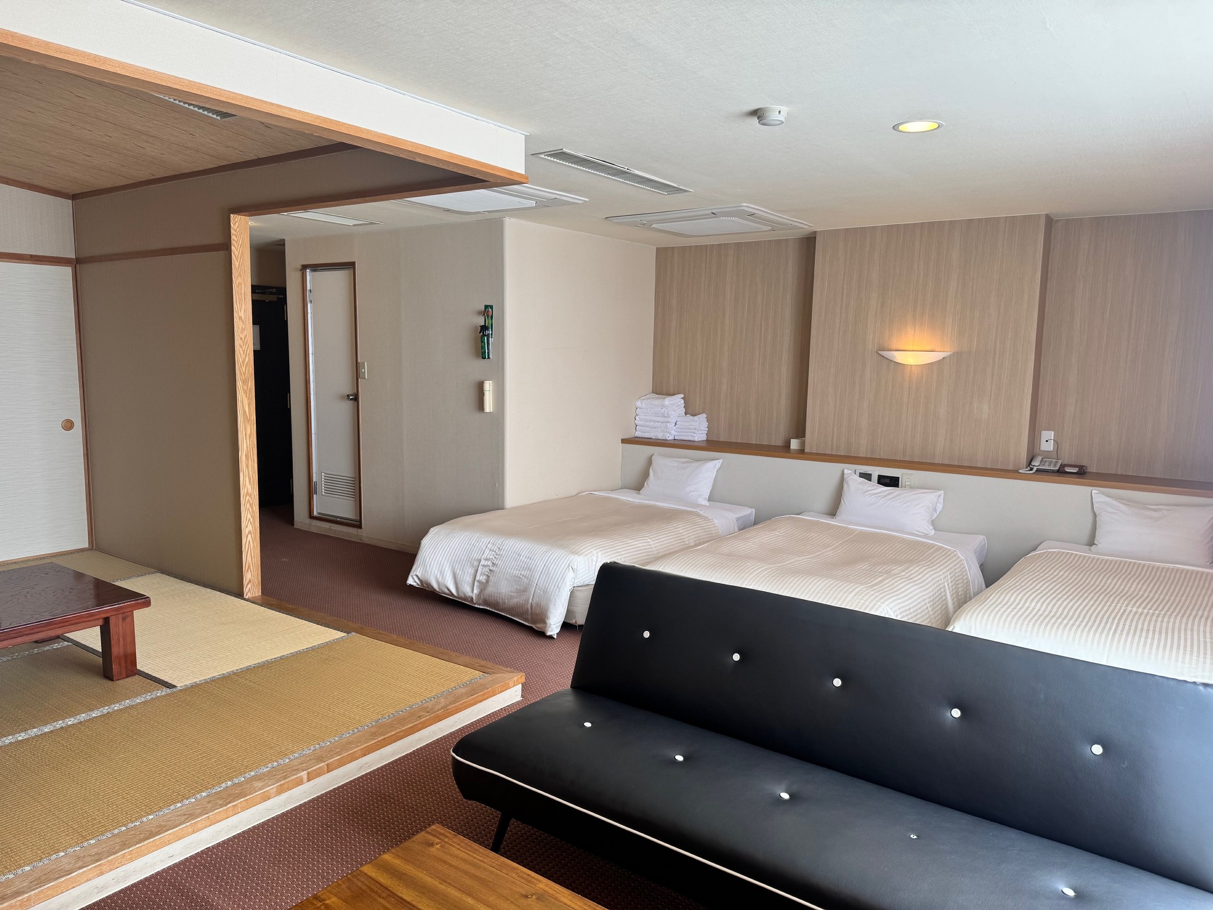 北九州 小倉のビジネスホテル サンスカイ ホテルのデラックスツインルーム